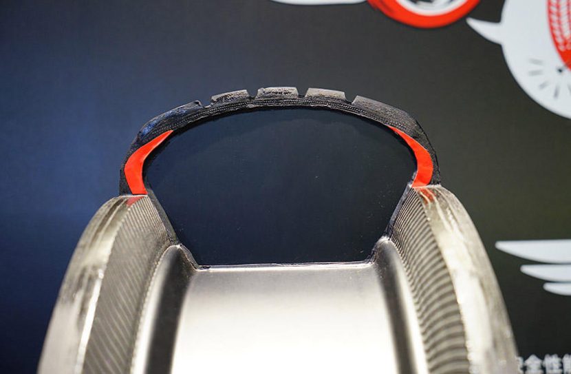 Bridgestone อวดโฉมสุดยอดยางในงาน TOKYO MOTOR SHOW Bridgestone อวดโฉมสุดยอดยางในงาน TOKYO MOTOR SHOW