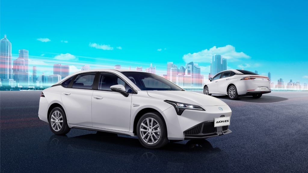 Aion ES 2025 ราคา ตารางผ่อน และรีวิวสเปก EV ซีดานไฟฟ้า Aion ES 2025 ราคา ตารางผ่อน และรีวิวสเปก EV ซีดานไฟฟ้า