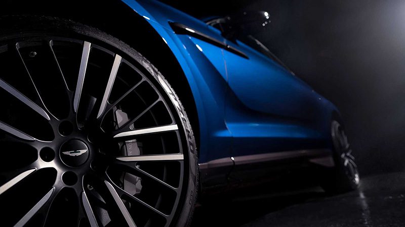 Aston Martin DBX707 ใหม่ ขอเบียดขึ้นแท่นซูเปอร์เอสยูวีแรงที่สุดในโลก