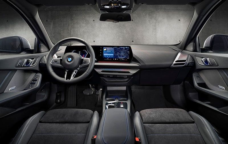 BMW 1 Series 2025 โฉมใหม่ เริ่มเลิกใช้ i กับเครื่องเบนซิน