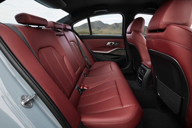 BMW 3 Series 2023 ใหม่ เปิดตัวอย่างเป็นทางการในต่างประเทศ