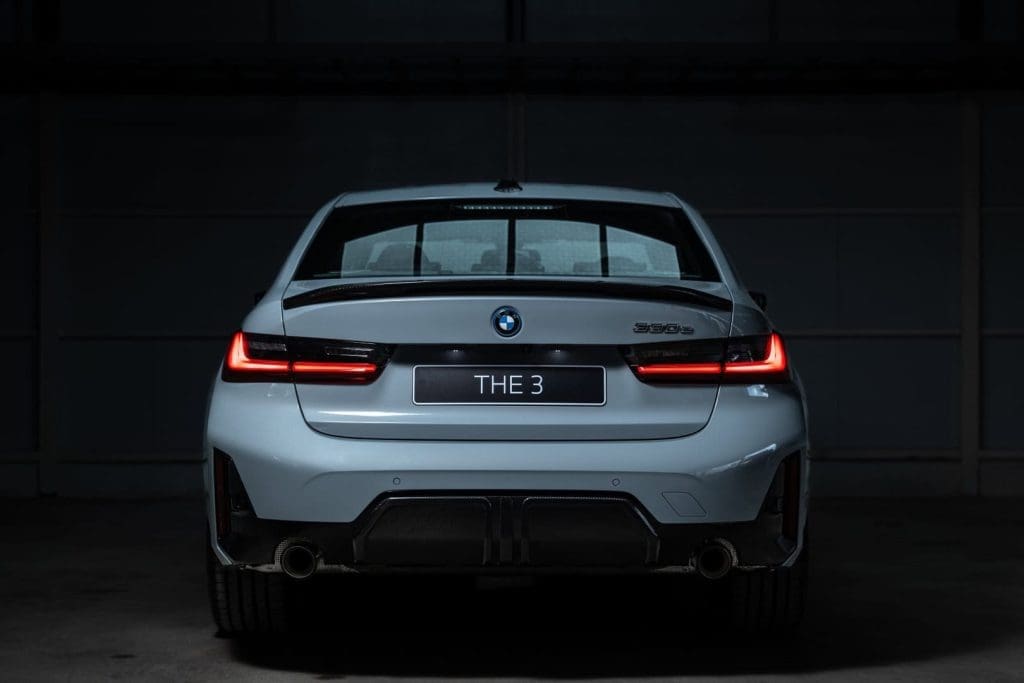 พรีวิว Bmw 330e M Sport 2026 ปลั๊กอินไฮบริด พร้อมตารางผ่อน | ยางรถยนต์ ราคาอัปเดต 2026 ครบทุกยี่ห้อ รวมยาง Ev | Autotirechecking พรีวิว BMW 330e M Sport 2026 ปลั๊กอินไฮบริด พร้อมตารางผ่อน