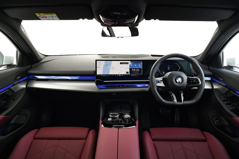 BMW 520d M Sport ซีดานดีเซลพรีเมียม หรู สปอร์ต ประหยัดน้ำมัน