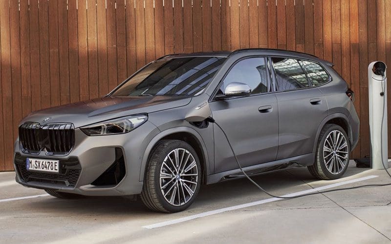 Bmw X1 Xdrive30e | ยางรถยนต์ ราคาอัปเดต 2026 ครบทุกยี่ห้อ รวมยาง Ev | Autotirechecking BMW X1 xDrive30e M Sport รุ่นย่อยใหม่ ปลั๊กอิน ไฮบริด ราคา 2,799,000 บาท