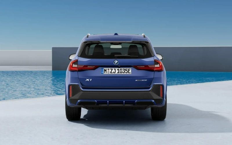 Bmw X1 Xdrive30e | ยางรถยนต์ ราคาอัปเดต 2026 ครบทุกยี่ห้อ รวมยาง Ev | Autotirechecking BMW X1 xDrive30e M Sport รุ่นย่อยใหม่ ปลั๊กอิน ไฮบริด ราคา 2,799,000 บาท