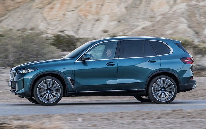 Bmw X5 2023 | ยางรถยนต์ ราคาอัปเดต 2026 ครบทุกยี่ห้อ รวมยาง Ev | Autotirechecking BMW X5 2023 ใหม่ โมเดิร์น ทรงพลัง แต่ประหยัดขึ้น