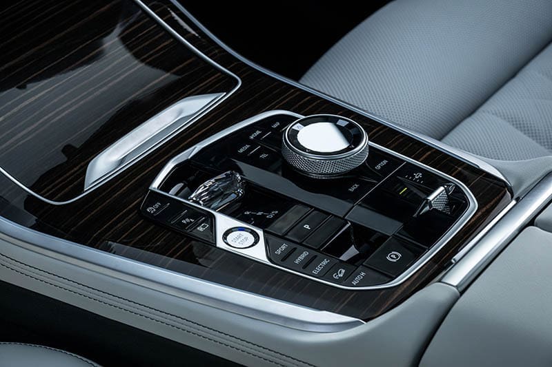 Bmw X5 2023 | ยางรถยนต์ ราคาอัปเดต 2026 ครบทุกยี่ห้อ รวมยาง Ev | Autotirechecking BMW X5 2023 ใหม่ โมเดิร์น ทรงพลัง แต่ประหยัดขึ้น