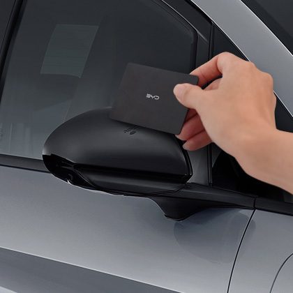 BYD Dolphin 2025 ราคาเริ่ม 499,900 บาท สรุปสเปค และฟีเจอร์