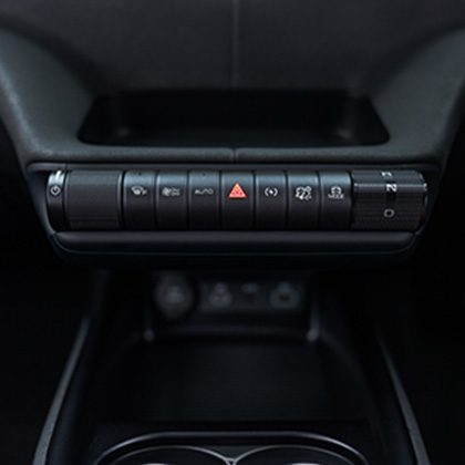 BYD Dolphin 2025 ราคาเริ่ม 499,900 บาท สรุปสเปค และฟีเจอร์