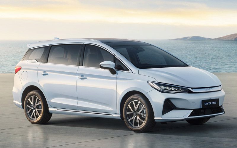 BYD M6 BYD M6 รถยนต์ไฟฟ้าสำหรับครอบครัว ราคาเริ่ม 829,900 บาท
