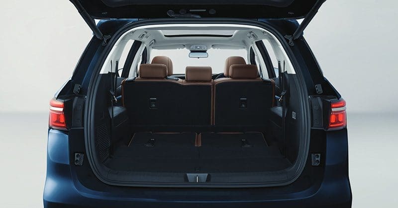 BYD M6 รถยนต์ไฟฟ้าสำหรับครอบครัว ราคาเริ่ม 829,900 บาท