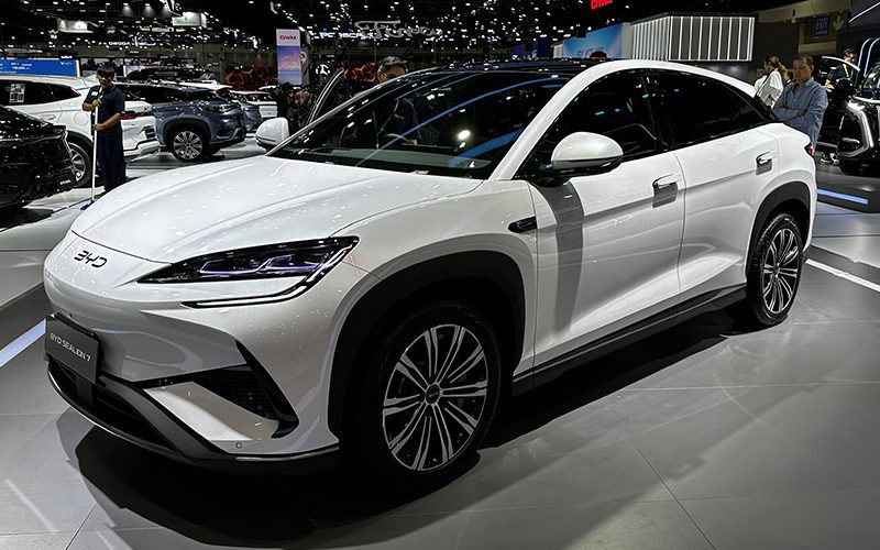 BYD Sealion 7 BYD Sealion 7 SUV ไฟฟ้าคูเป้ 5 ที่นั่ง เริ่ม 1.14 ล. ผ่อนเริ่ม 10,000