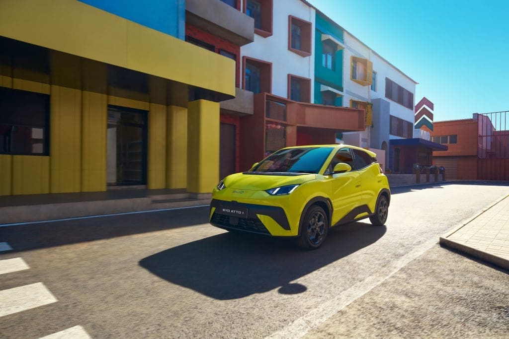 BYD ATTO1 รถยนต์ไฟฟ้าตัวเล็กประจำบ้าน ราคา และตารางผ่อน