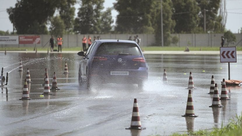 Bridgestone Potenza S007a ยางสมรรถนะสูง เปิดตัวแล้ววันนี้ | ยางรถยนต์ ราคาอัปเดต 2026 ครบทุกยี่ห้อ รวมยาง Ev | Autotirechecking BRIDGESTONE POTENZA S007A ยางสมรรถนะสูง เปิดตัวแล้ววันนี้
