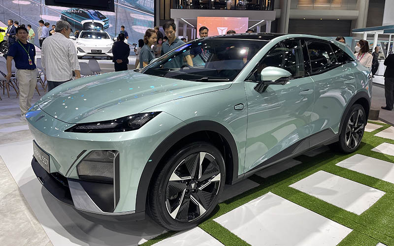 Deepal S07 Deepal S07 รถ SUV ไฟฟ้าทรงซูเปอร์คาร์ ราคา 1,399,000 บาท