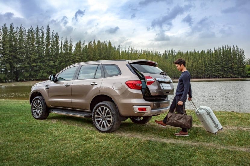 Ford Everest 2018 2019 เปิดตัวแล้ว กับเครื่องยนต์ 20 ลิตรและเกียร์อัตโนมัติ 10 จังหว่ะ | ยางรถยนต์ ราคาอัปเดต 2026 ครบทุกยี่ห้อ รวมยาง Ev | Autotirechecking FORD Everest 2018 2019 เปิดตัวแล้ว กับเครื่องยนต์ 2.0 ลิตรและเกียร์อัตโนมัติ 10 จังหว่ะ