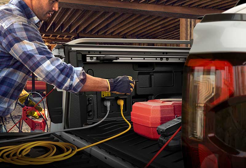 Ford Ranger PHEV Ford Ranger PHEV เผยโฉม เตรียมทำตลาดต้นปี 2025