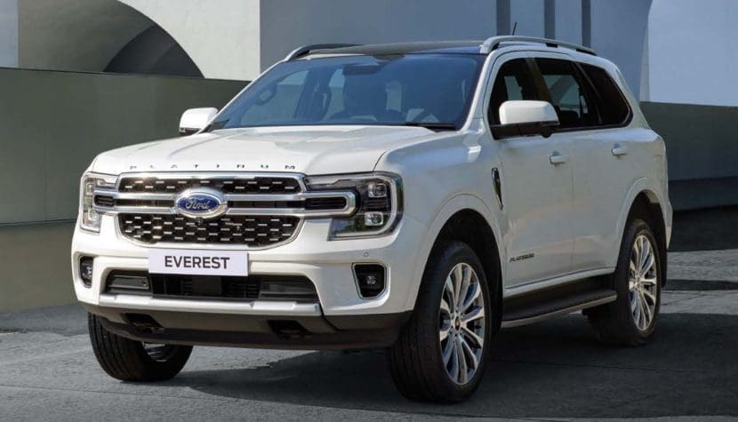 Ford Everest 2025 ราคา ตารางผ่อน สเปก และรีวิว SUV 7 ที่นั่งสุดหรู