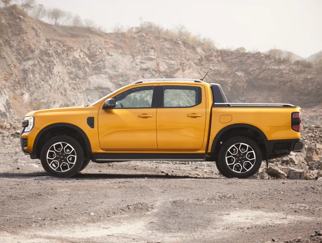 Ford Ranger 2025 สเปค ราคา และฟีเจอร์ที่โดดเด่น | ยางรถยนต์ ราคาอัปเดต 2026 ครบทุกยี่ห้อ รวมยาง Ev | Autotirechecking FORD RANGER 2025 สเปค ราคา และฟีเจอร์ที่โดดเด่น