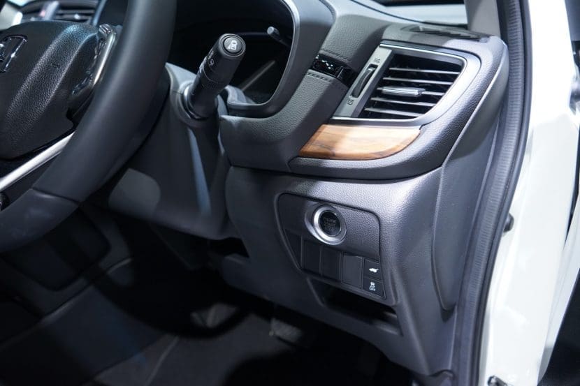 พาชม Honda Crv งาน Motor Expo 2018 | ยางรถยนต์ ราคาอัปเดต 2026 ครบทุกยี่ห้อ รวมยาง Ev | Autotirechecking พาชม Honda CRV งาน Motor Expo 2018