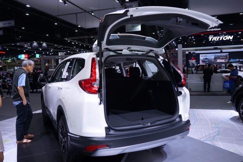 พาชม Honda Crv งาน Motor Expo 2018 | ยางรถยนต์ ราคาอัปเดต 2026 ครบทุกยี่ห้อ รวมยาง Ev | Autotirechecking พาชม Honda CRV งาน Motor Expo 2018