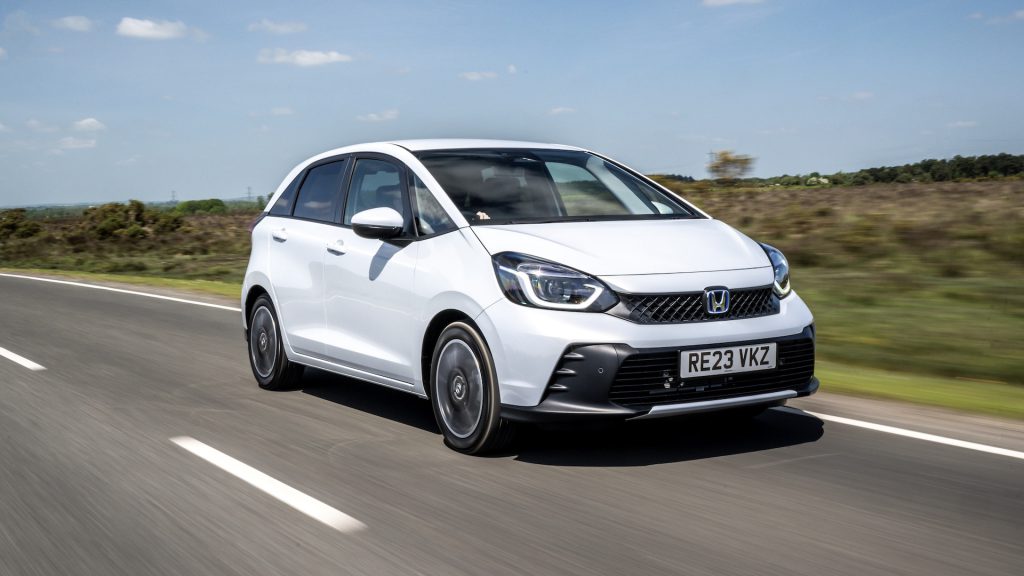 Honda Jazz 2025 ไฮบริด e:HEV อัปเดตใหม่ ขับง่าย ประหยัด