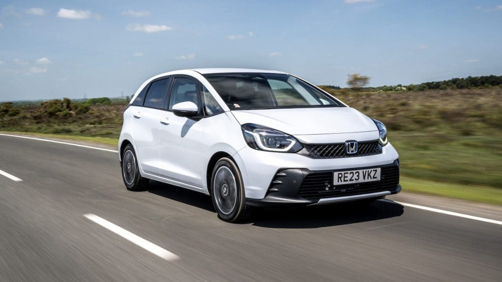 Honda Jazz 2025 ไฮบริด e:HEV อัปเดตใหม่ ขับง่าย ประหยัด