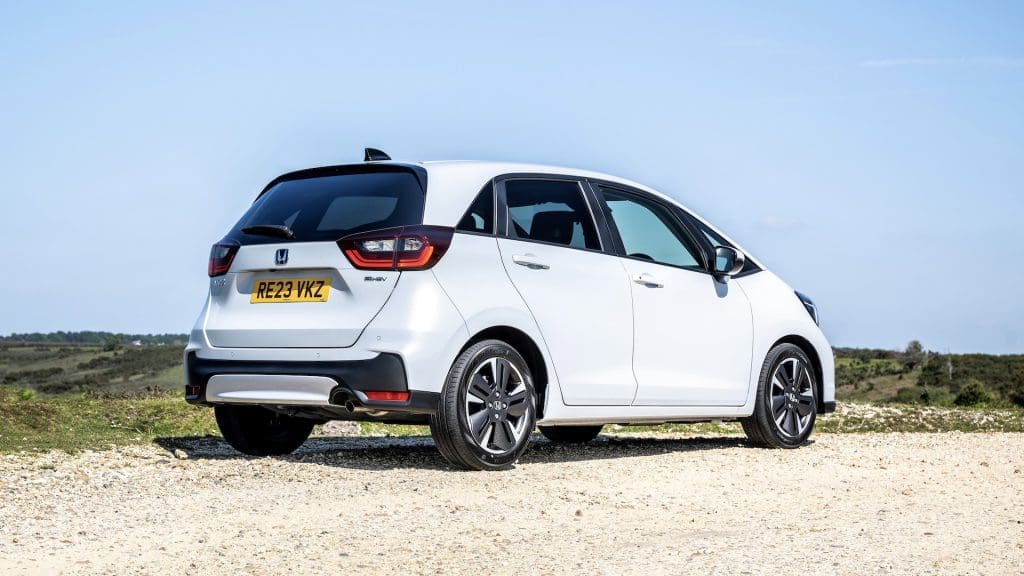Honda Jazz 2025 ไฮบริด e:HEV อัปเดตใหม่ ขับง่าย ประหยัด