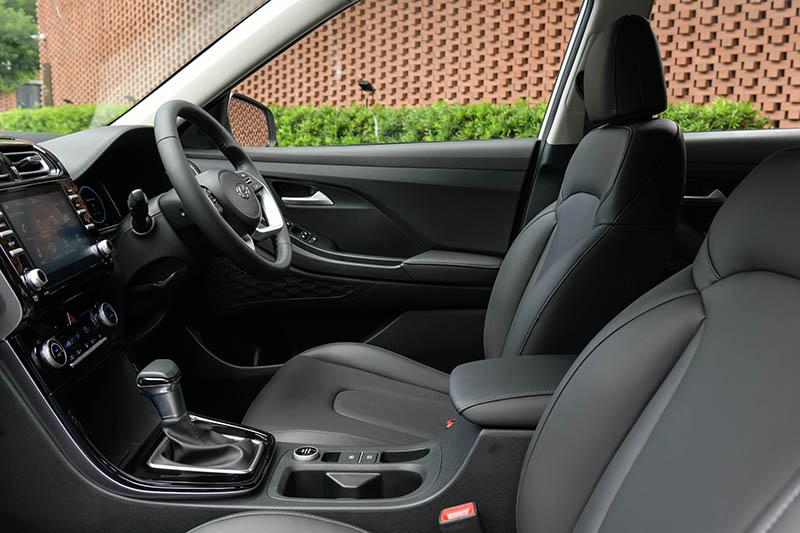 Hyundai Creta 2023 Hyundai Creta 2023 ปรับสเปกใหม่ ราคาใหม่ บริษัทแม่ลุยเอง