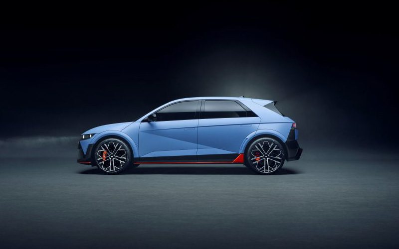 Hyundai Ioniq 5 N Hyundai Ioniq 5 N รถไฟฟ้าสมรรถนะสูง เปิดราคาในไทย 3,790,000 บาท