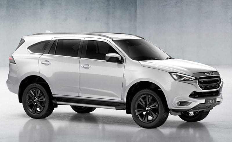 Isuzu Mux Phantom Collection | ยางรถยนต์ ราคาอัปเดต 2026 ครบทุกยี่ห้อ รวมยาง Ev | Autotirechecking Isuzu MU X Phantom Collection ใหม่ รุ่นตกแต่งพิเศษ ราคาเริ่ม 1,506,000 บาท