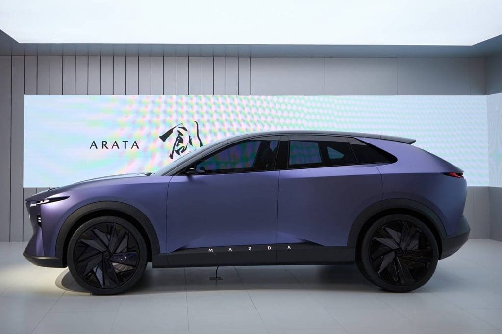 Mazda Cx 6e 2026 ราคา สเปค และดีไซน์ Ev พรีเมียมรุ่นใหม่ | ยางรถยนต์ ราคาอัปเดต 2026 ครบทุกยี่ห้อ รวมยาง Ev | Autotirechecking Mazda CX 6e 2026 ราคา สเปค และดีไซน์ EV พรีเมียมรุ่นใหม่
