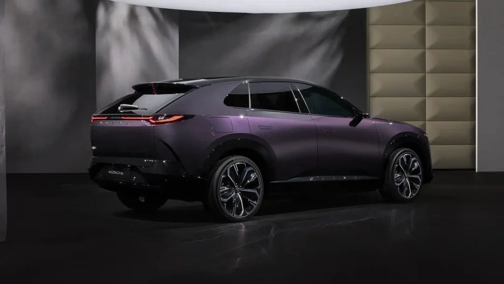 Mazda CX 6e 2026 วิ่งไกลเกือบ 500 กม. SUV ไฟฟ้าเน้นคุ้มค่า