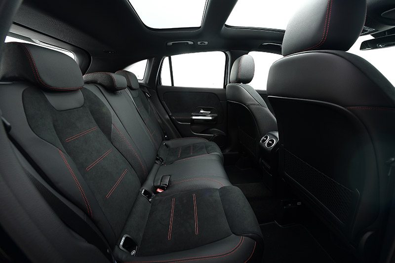 Mercedes-Benz GLA 2024 Mercedes Benz GLA 2024 ใหม่ปรับโฉม ราคาเริ่ม 2,580,000 บาท