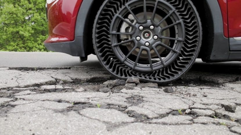 Michelin Uptis ยางไร้ลมยางที่เข้าใกล้การใช้งานจริง | ยางรถยนต์ ราคาอัปเดต 2026 ครบทุกยี่ห้อ รวมยาง Ev | Autotirechecking Michelin Uptis ยางไร้ลมยางที่เข้าใกล้การใช้งานจริง