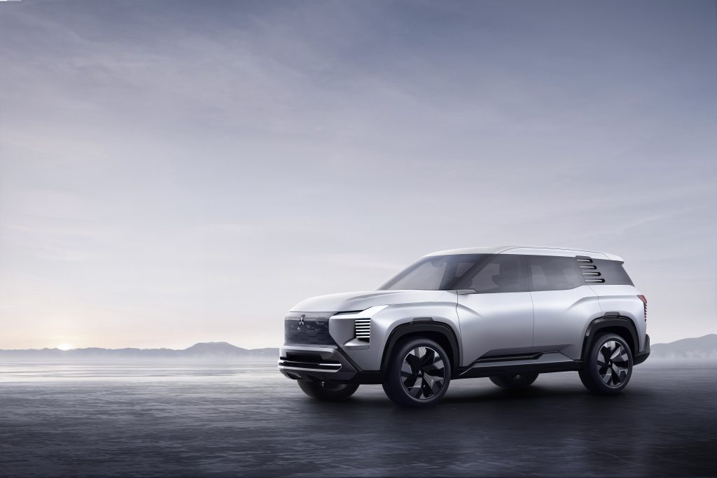 Mitsubishi DST Concept – SUV รุ่นใหม่เตรียมลุยอาเซียนปี 2025