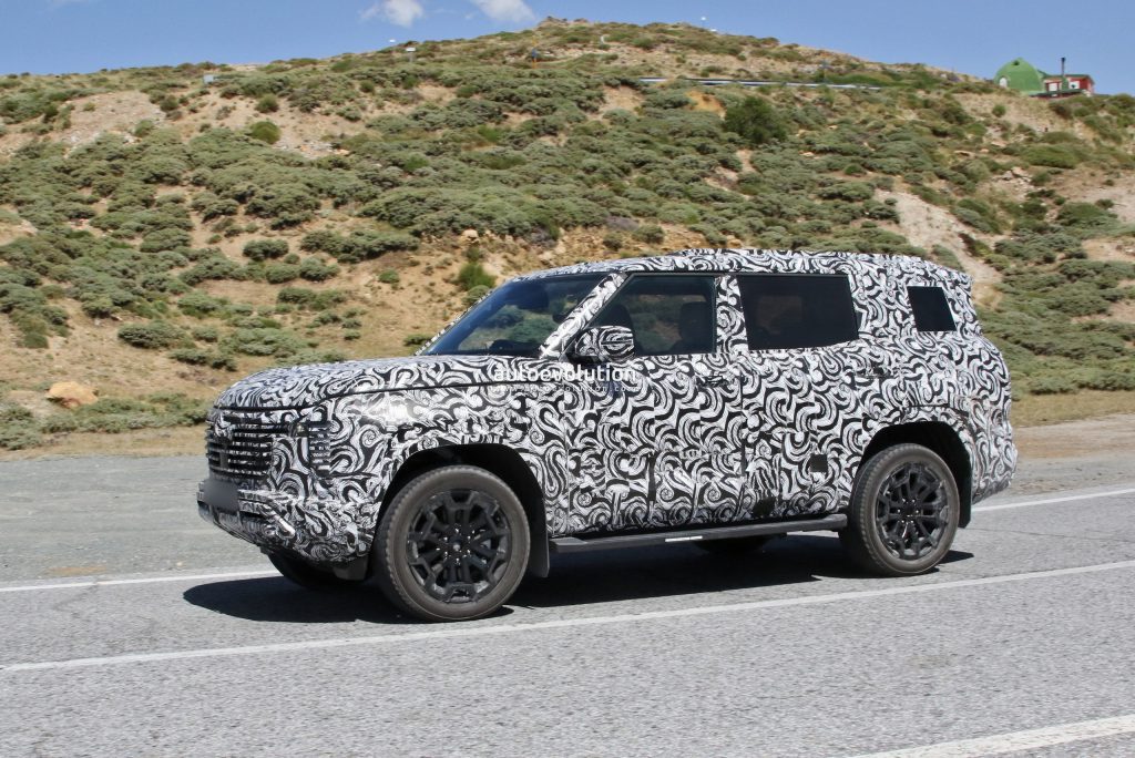 Mitsubishi Pajero 2026 SUV ขนาดใหญ่ ดีไซน์ใหม่ ไฮบริด Mitsubishi Pajero 2026 SUV ขนาดใหญ่ ดีไซน์ใหม่ ไฮบริด