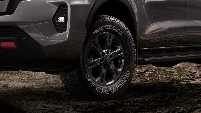 Nissan Navara 2021 ราคา สเปค และ ตารางผ่อน | ยางรถยนต์ ราคาอัปเดต 2026 ครบทุกยี่ห้อ รวมยาง Ev | Autotirechecking NISSAN NAVARA 2021 ราคา สเปค และ ตารางผ่อน