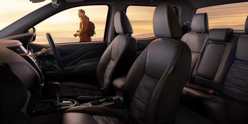 Nissan Navara 2021 ราคา สเปค และ ตารางผ่อน | ยางรถยนต์ ราคาอัปเดต 2026 ครบทุกยี่ห้อ รวมยาง Ev | Autotirechecking NISSAN NAVARA 2021 ราคา สเปค และ ตารางผ่อน