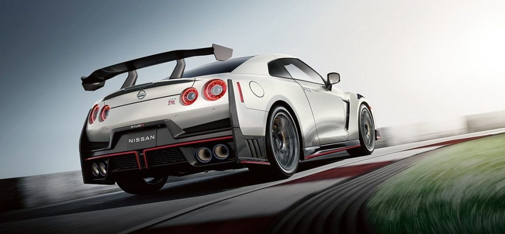 Nissan Gt R R35 Nismo เจาะลึกเวอร์ชันตัวแรงสายพันธุ์ดุ | ยางรถยนต์ ราคาอัปเดต 2026 ครบทุกยี่ห้อ รวมยาง Ev | Autotirechecking Nissan GT R R35 NISMO เจาะลึกเวอร์ชันตัวแรงสายพันธุ์ดุ