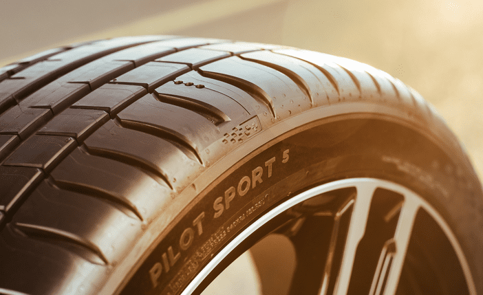 Michelin เปิดตัวยางเรือธง Pilot Sport 5 และ Primacy 4+ | ยางรถยนต์ ราคาอัปเดต 2026 ครบทุกยี่ห้อ รวมยาง Ev | Autotirechecking Michelin เปิดตัวยางเรือธง Pilot Sport 5 และ Primacy 4+
