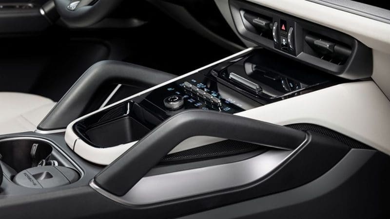 Porsche Cayenne 2023 | ยางรถยนต์ ราคาอัปเดต 2026 ครบทุกยี่ห้อ รวมยาง Ev | Autotirechecking Porsche Cayenne 2023 ใหม่ หรู สปอร์ต และสบายขึ้น ราคาเริ่ม 6.95 ล้านบาท