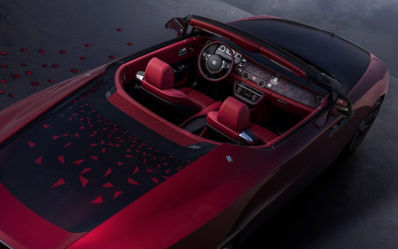 Rolls-Royce La Rose Noire Rolls Royce La Rose Noire Droptail ผลิตพิเศษ ราคาพันล้าน