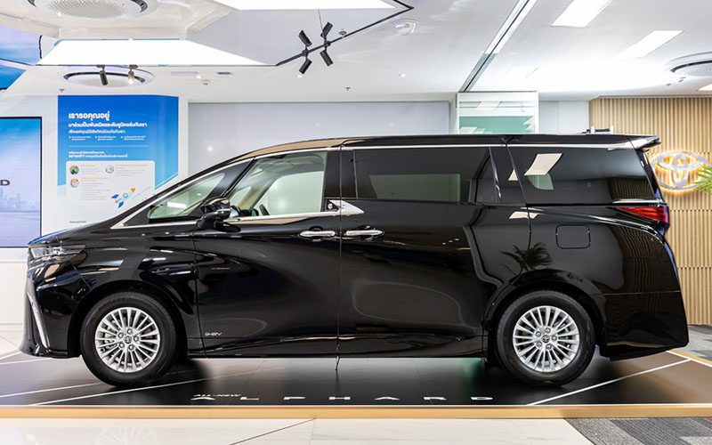 Toyota Alphard 2024 Toyota Alphard 2024 และ Vellfire เปิดตัวในไทย ราคาเริ่ม 4,129,000 บาท