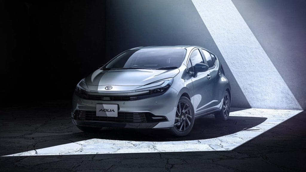 Toyota Aqua 2025 ราคา สเปก รีวิว ข้อดีข้อเสีย และคู่แข่ง | ยางรถยนต์ ราคาอัปเดต 2026 ครบทุกยี่ห้อ รวมยาง Ev | Autotirechecking Toyota Aqua 2025 ราคา สเปก รีวิว ข้อดีข้อเสีย และคู่แข่ง
