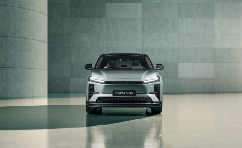 Toyota CHR EV ครอสโอเวอร์ไฟฟ้าผสานสไตล์และเทคโนโลยีล้ำสมัย Toyota CHR EV ครอสโอเวอร์ไฟฟ้าผสานสไตล์และเทคโนโลยีล้ำสมัย