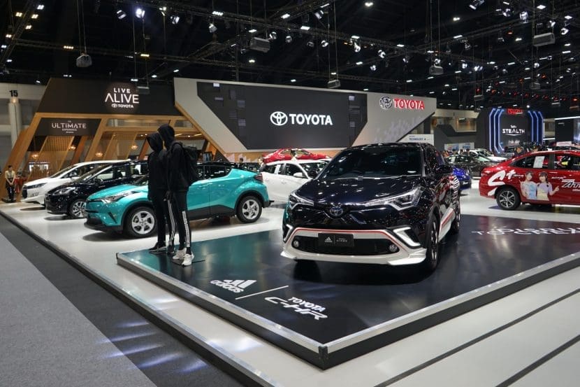 พาชม Toyota Ch R งาน Motor Expo 2018 | ยางรถยนต์ ราคาอัปเดต 2026 ครบทุกยี่ห้อ รวมยาง Ev | Autotirechecking พาชม Toyota CH R งาน Motor Expo 2018