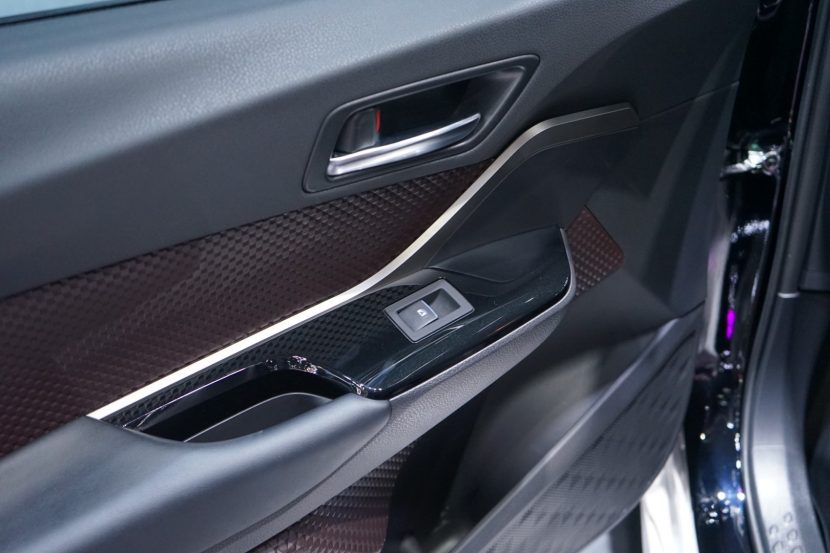 พาชม Toyota CH R งาน Motor Expo 2018 พาชม Toyota CH R งาน Motor Expo 2018