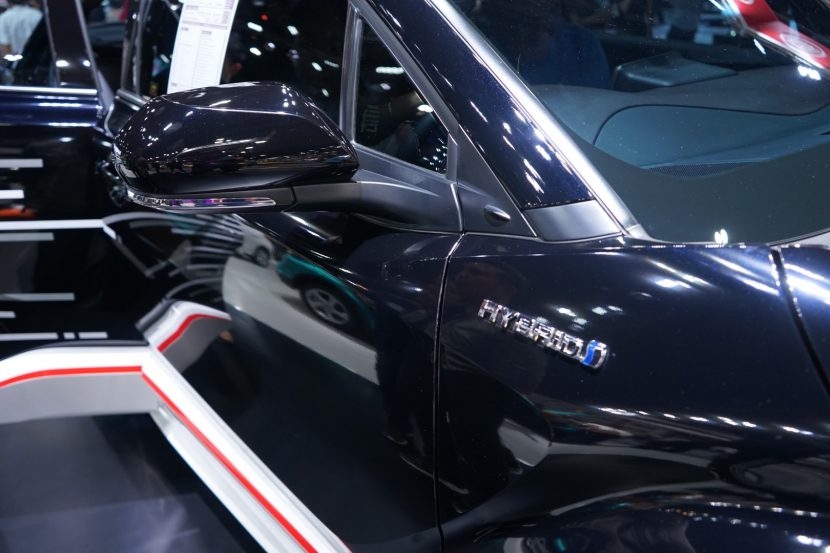 พาชม Toyota CH R งาน Motor Expo 2018 พาชม Toyota CH R งาน Motor Expo 2018