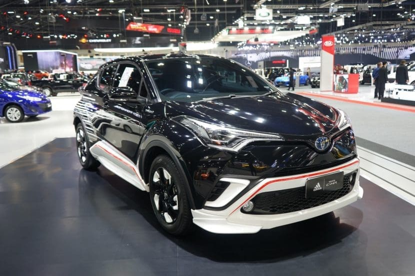 พาชม Toyota Ch R งาน Motor Expo 2018 | ยางรถยนต์ ราคาอัปเดต 2026 ครบทุกยี่ห้อ รวมยาง Ev | Autotirechecking พาชม Toyota CH R งาน Motor Expo 2018